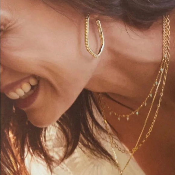 NWT Kendra Scott Gold Lonnie Hoop Bead Earrings - Picture 2 of 7